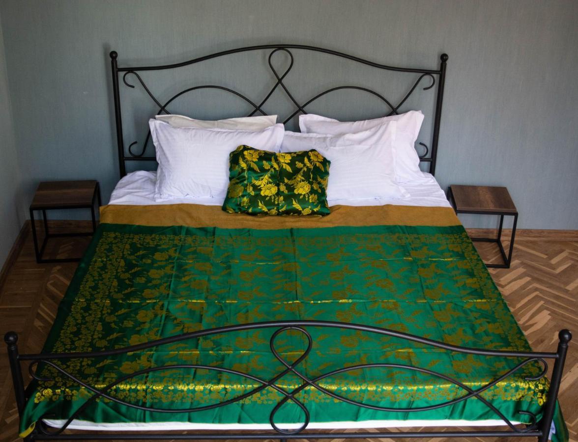 Sunflower Hotel Tbiliszi Kültér fotó