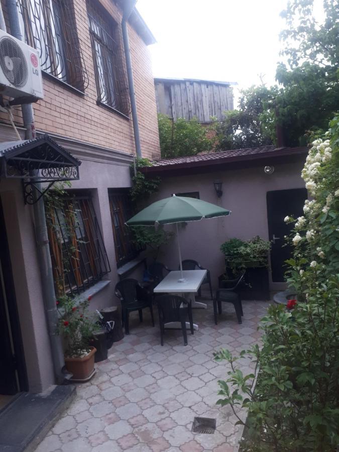 Sunflower Hotel Tbiliszi Kültér fotó